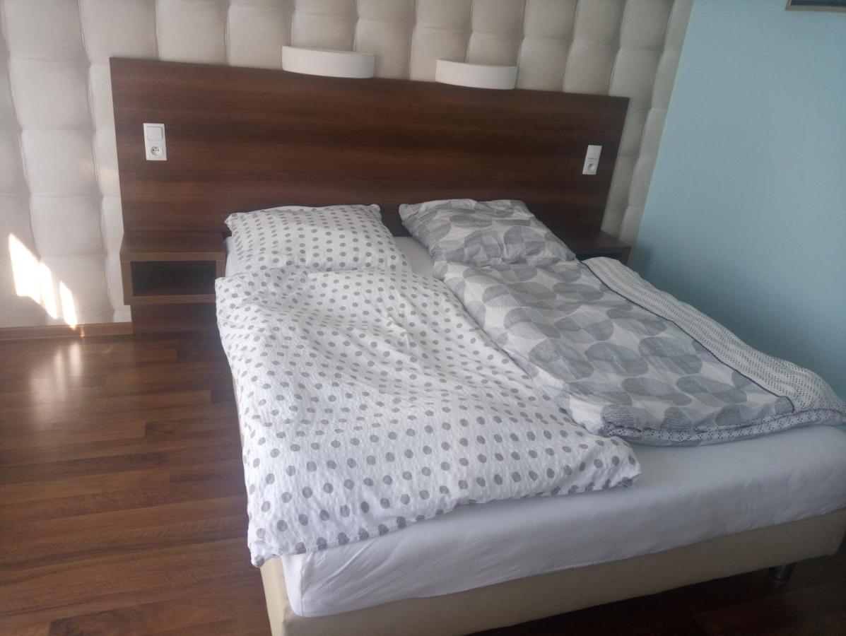 Azzurro Hotel Łukęcin Екстериор снимка